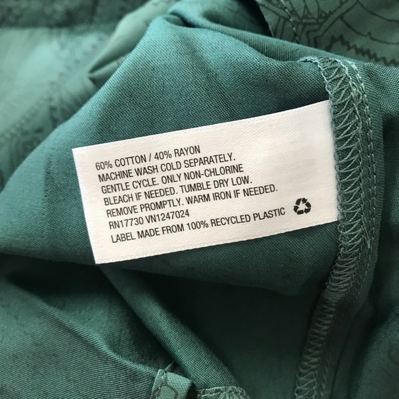 A New Day Women's Puff Sleeve Round Neck Paisley Green Blouse Top Choose S or M - Picture 13 of 13